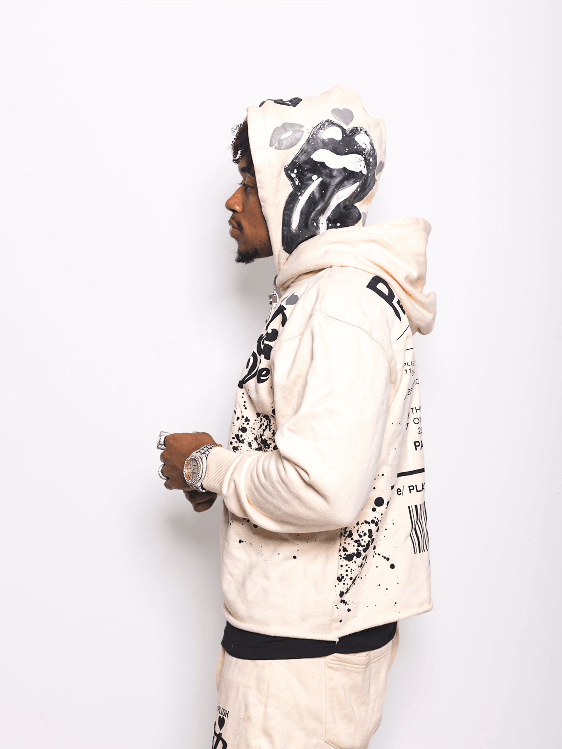 C'est La Vie Plush Hoodie Beige - Playbenchi